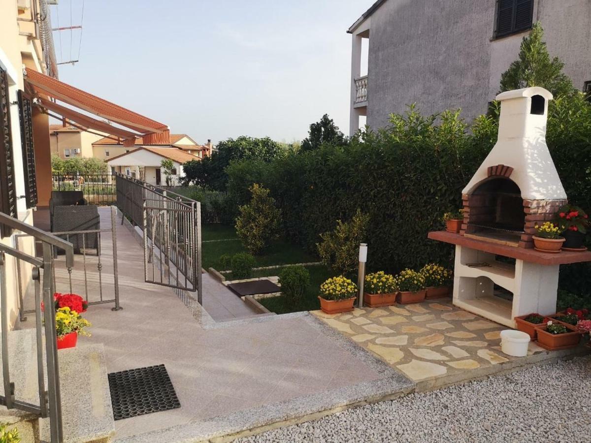 Apartment Stela Poreč Exterior foto